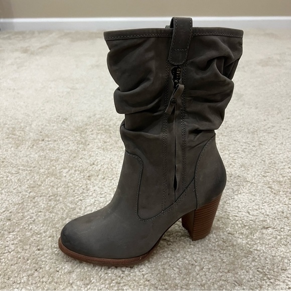 Ugg Australia Dayton Slouchy Gray Leather Mid Calf Heeled Boots Size 5 “NEW”, - Picture 10 of 16